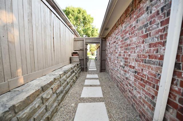 Building Photo - 2505 Spring Hill Ln