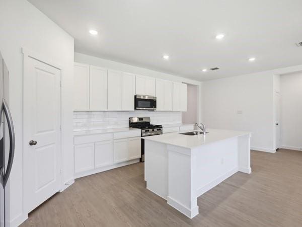 Building Photo - 7009 Camphor Ct