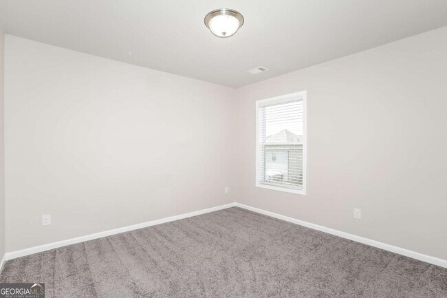 Building Photo - 6610 Trailblazer Rd