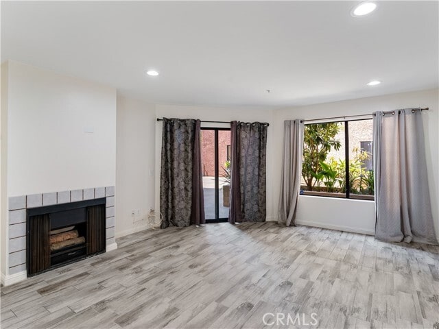Building Photo - 550 Orange Ave