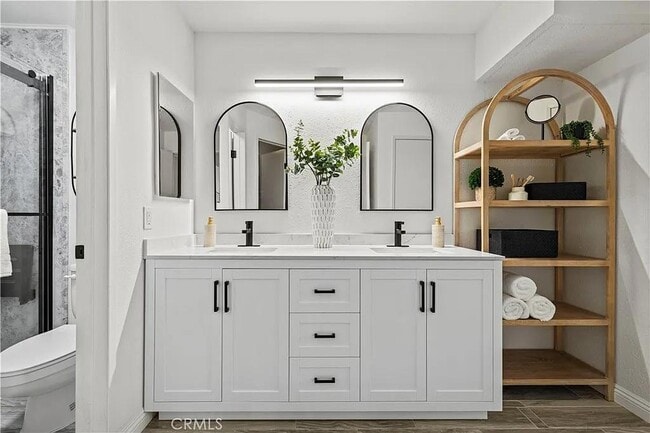 Building Photo - 24143 Del Monte Dr.