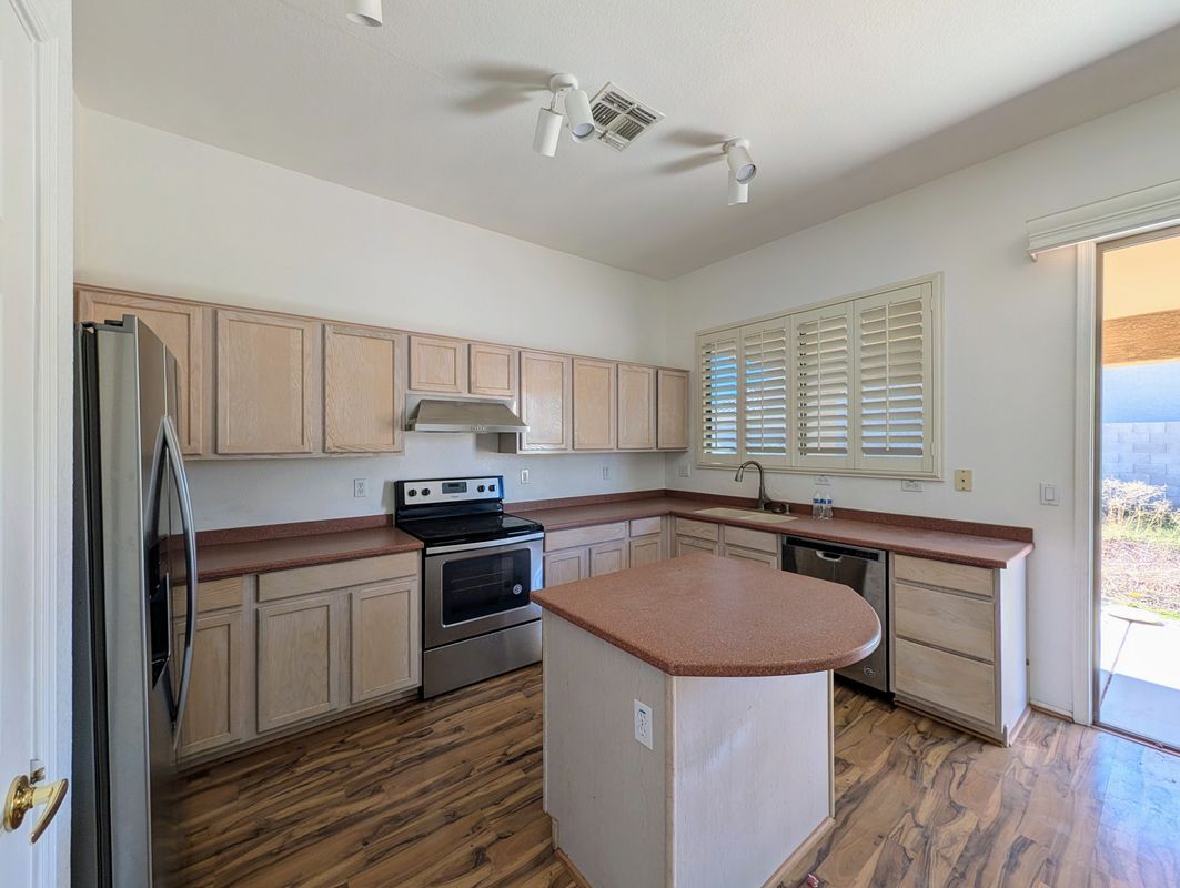 Building Photo - 5959 W Kimberly Way
