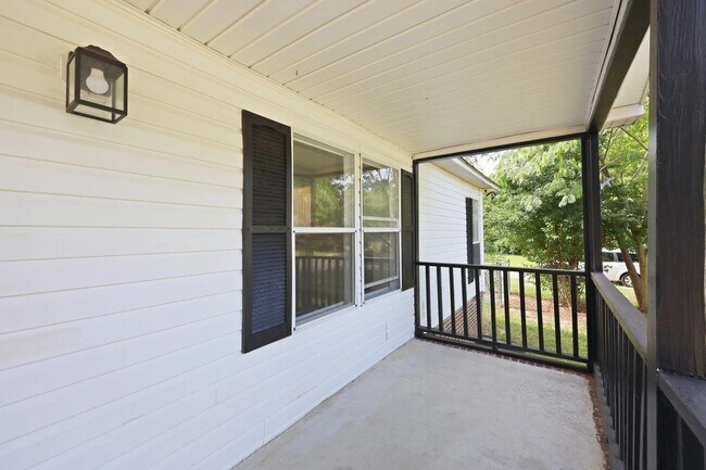 Building Photo - 135 Virginia Ln