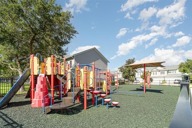 Building Photo - 10037 Moorshire Cir