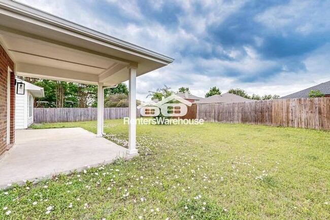 Building Photo - MOVE IN READY - 3BED/2BATH - FORNEY TEXAS