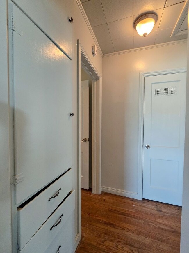 Building Photo - Cute 2 bedroom & 1 bath Home in Shawnee!