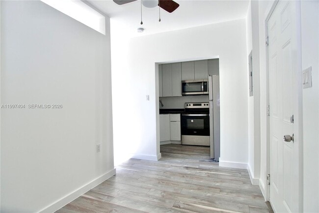 Building Photo - 1036 SW 5th St