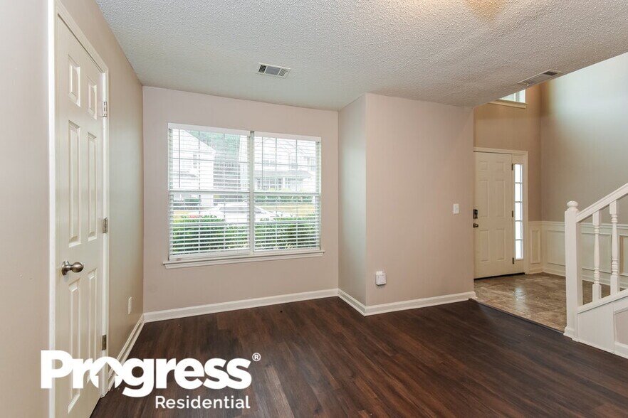 Building Photo - 187 Baywood Crossing