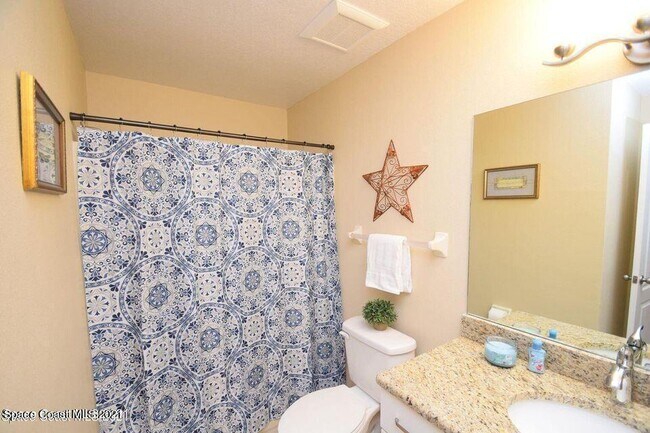 Building Photo - 670 Cedar Side Cir NE