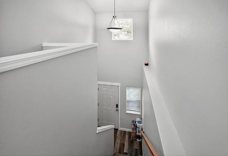 Building Photo - 12505 NE 24th St