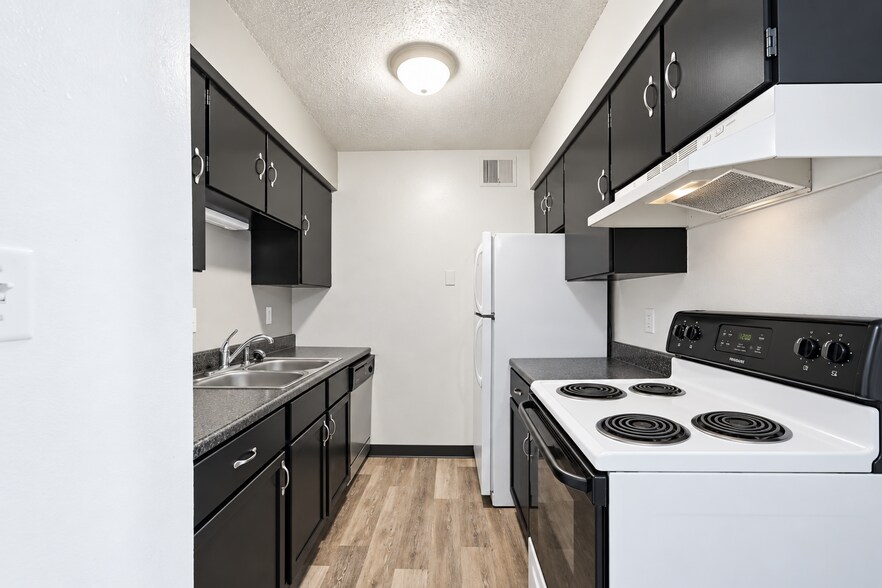 Interior Photo - 4th Street Manor