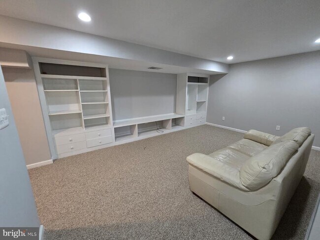 Building Photo - 20306 Baymeadow Ct