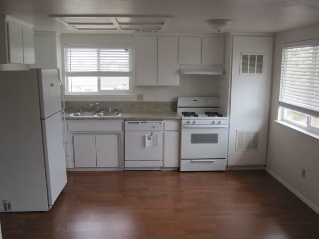 Building Photo - Apartment For Rent in Merced
