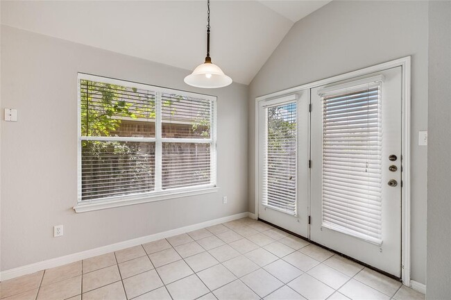 Building Photo - 11716 Larch Valley Dr