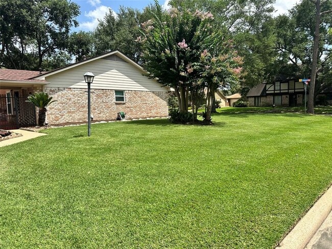 Building Photo - 3114 Greenridge Dr