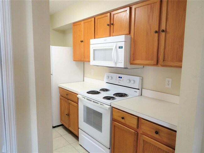 Building Photo - 2233 Fluorshire Dr