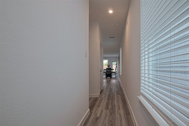 Building Photo - 10405 Hadley Pk Trl