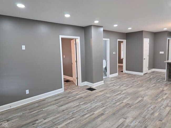 Building Photo - 2035 S Pennsylvania St