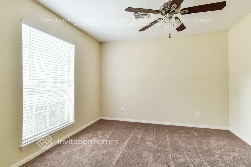 Building Photo - 4311 Saratoga Dr