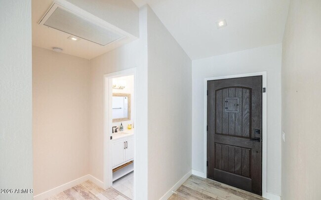 Building Photo - 6929 E Mariposa Dr