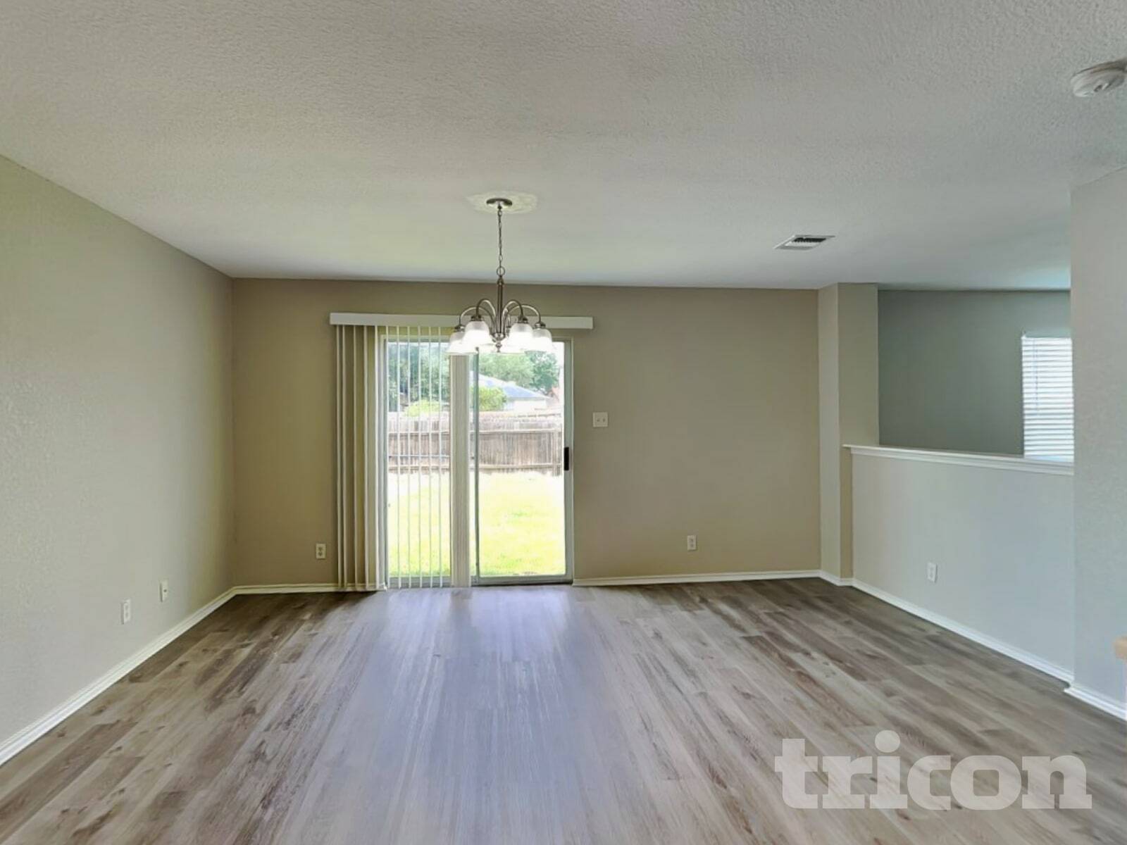 Building Photo - 8203 Maple Meadow Dr