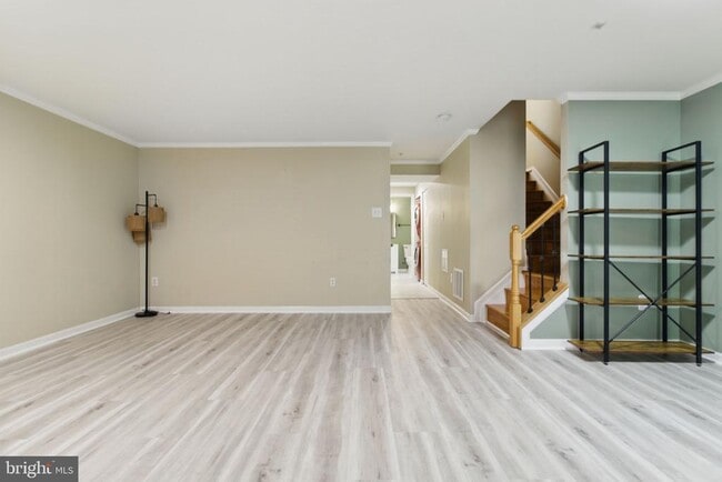 Building Photo - 20801 Shamrock Glen Cir