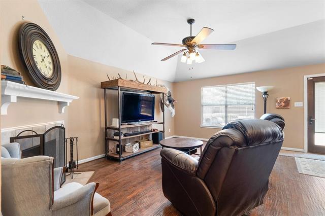 Building Photo - 2912 Day Star Dr