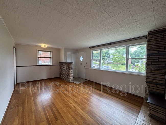 Building Photo - 10302 Duvawn Pl
