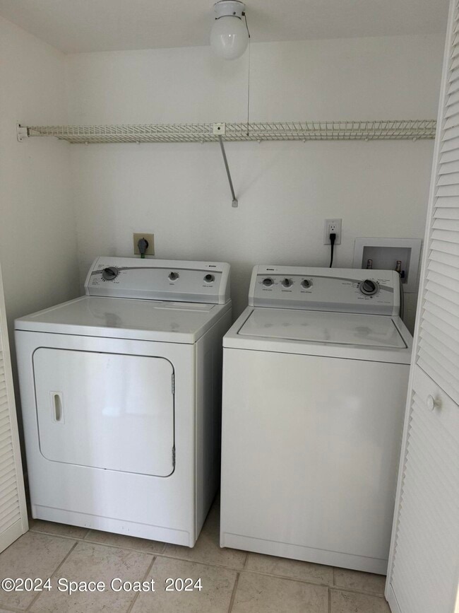 Building Photo - 6850 US-1