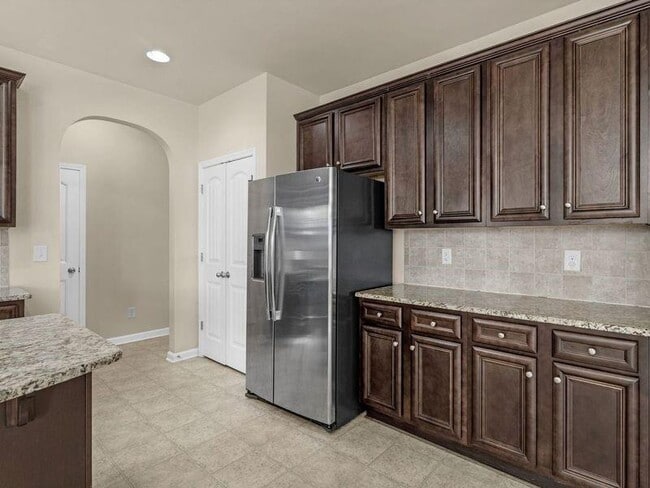 Building Photo - 2325 Braelin Loop