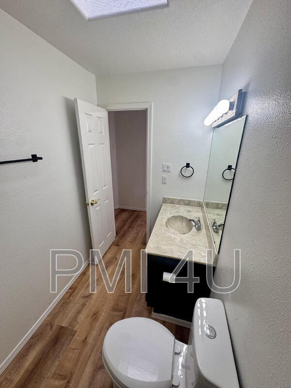 Building Photo - 6151 Mojave St NW