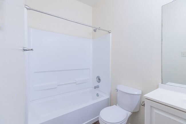 Building Photo - 1703 Nichole Woods Dr