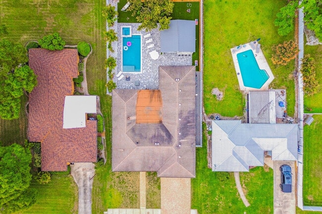 Building Photo - 1107 W Braddock St