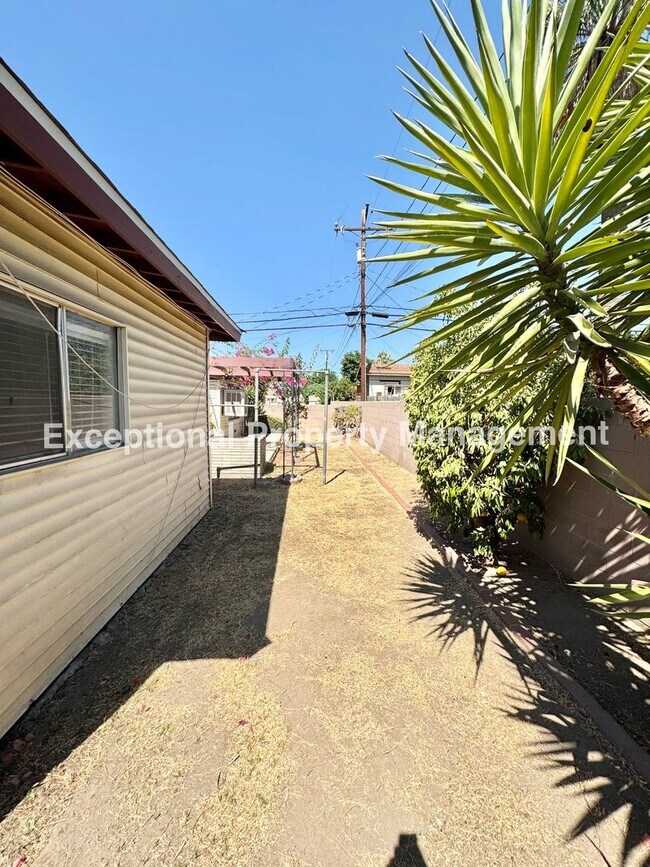 Building Photo - Great 3 bed 2 bath home