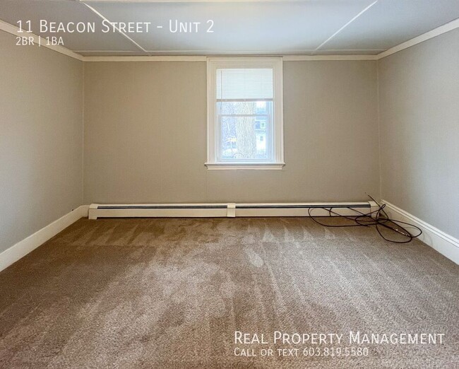 Building Photo - 1st Floor, 2 BR/1BA Apartment Available in...