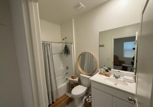 Building Photo - Spacious 5 bed 4.5 bath home in Florence, AZ!