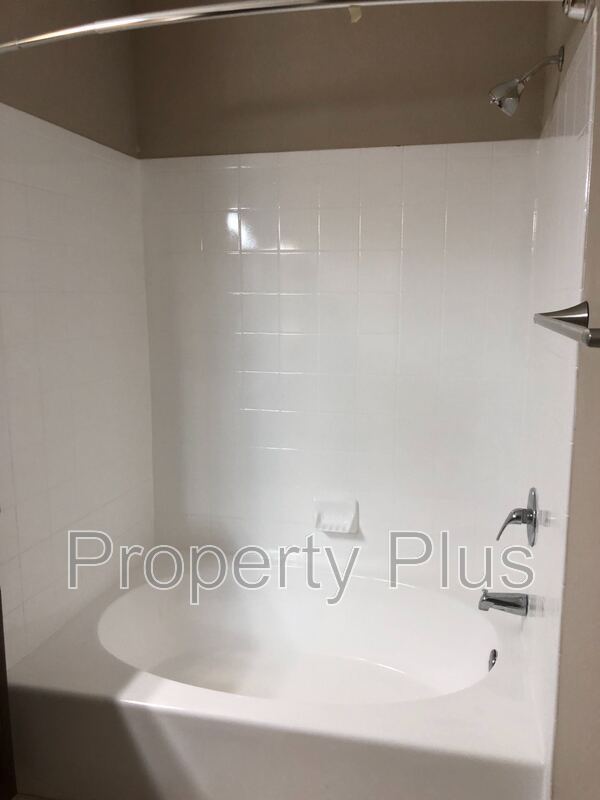 Building Photo - 19777 N 76th St