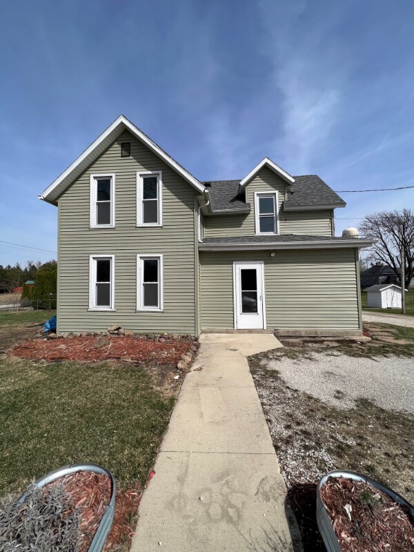 Primary Photo - 306 Charles St