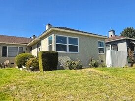 Building Photo - 1401 W Victory Blvd