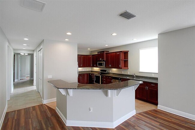 Building Photo - 1003 Bellasol Way