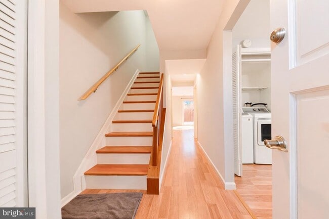 Building Photo - 6556 Frietchie Row