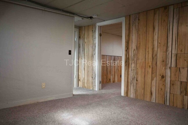 Building Photo - Central Park Home For Rent