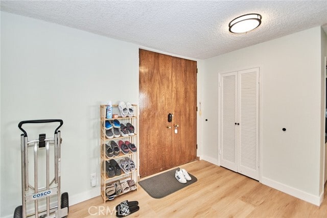 Building Photo - 6124 Buckingham Pkwy