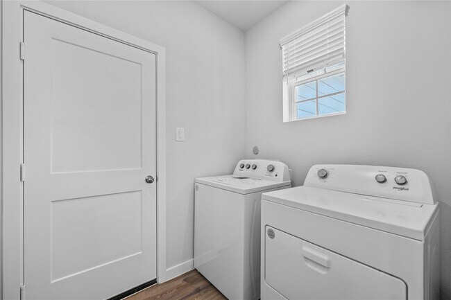 Building Photo - 17022 Pandora Wy