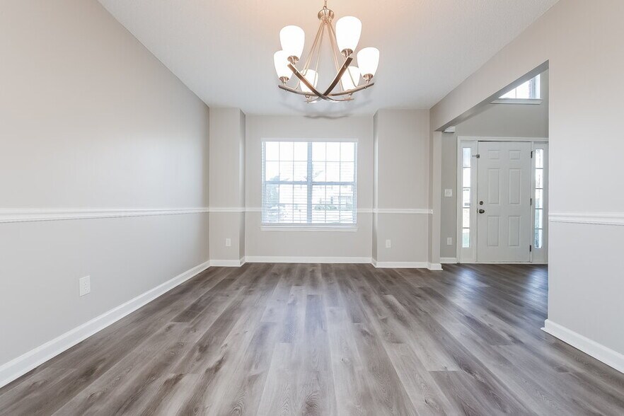 Building Photo - 3948 English Valley Dr