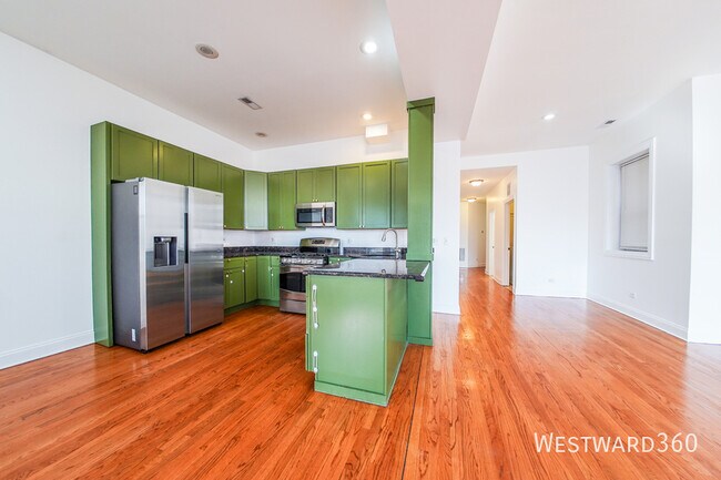 Building Photo - 5172 S Michigan Ave