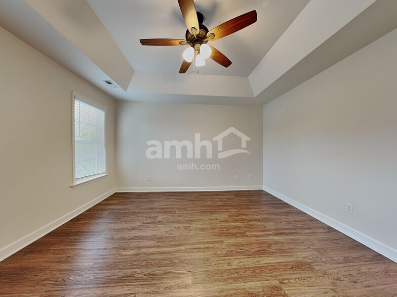 Building Photo - 6677 Springfield Village Ln