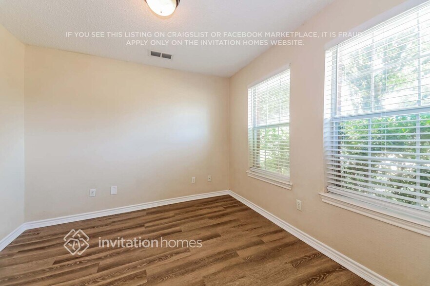 Building Photo - 12016 Riviera Rd