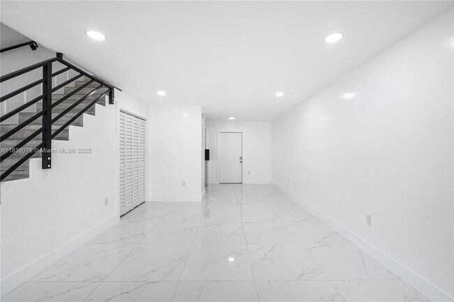 Building Photo - 131 NE 77th St