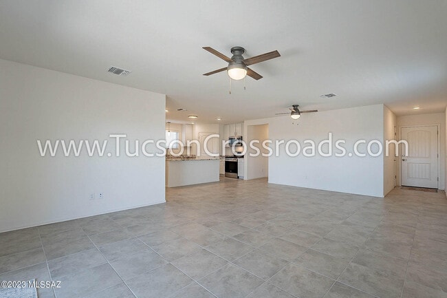 Building Photo - 10611 W Halsey Dr